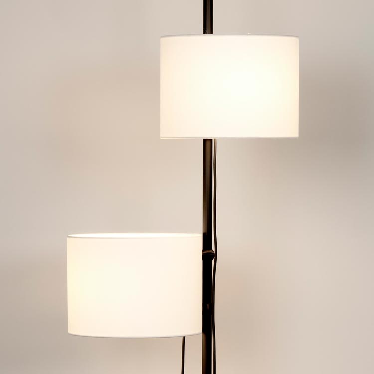 6904+4904_stehleuchte_twain_schirm_vorne_quad_72_750